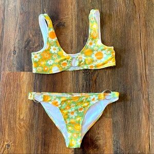 YESTERDAY PEOPLE 60’s BIKINI